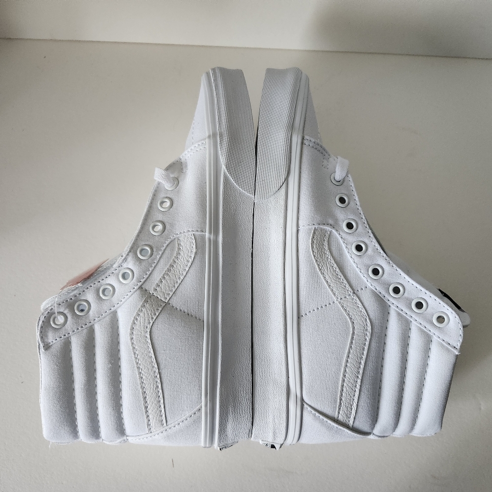 NIB Vans Womens True White Sk8-Hi Hightop Skate Shoes Womens 9.5 Mens 8.0 - Picture 11 of 13